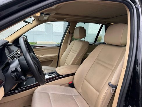 Used 2012 BMW X5 xDrive35d image 11