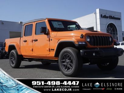 New 2025 Jeep Gladiator Sport S