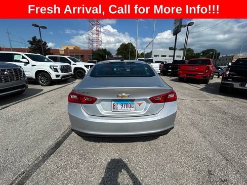 Used 2017 Chevrolet Malibu LS FWD image 22