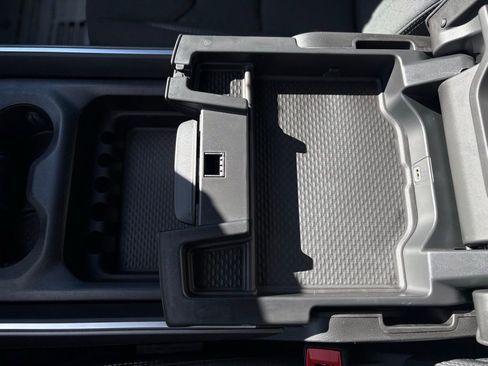 Used 2025 RAM 1500 Big Horn image 34