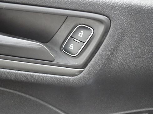 Used 2025 Ford Escape Active FWD image 16