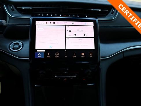 Used 2024 Jeep Grand Cherokee Limited image 22