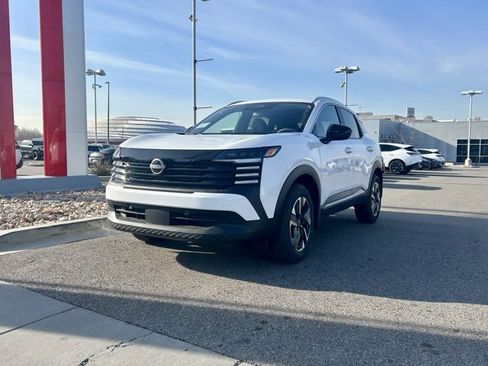 New 2026 Nissan Kicks SV image 2