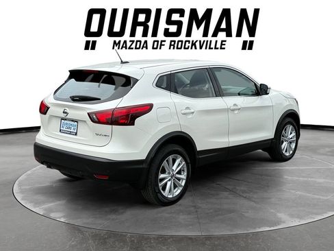 Used 2019 Nissan Rogue Sport SV AWD/4WD image 6