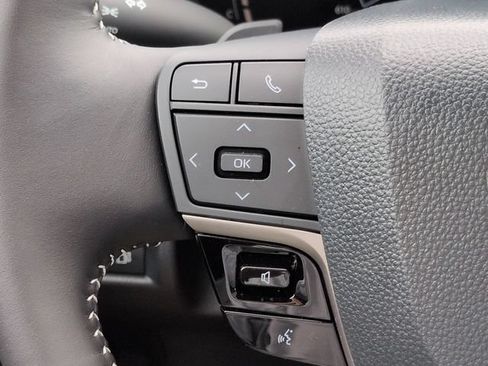 Certified 2026 Toyota Camry SE w/ Convenience Package FWD image 22