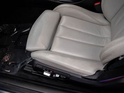 Used 2018 BMW M4 Convertible w/ Competition Package image 10