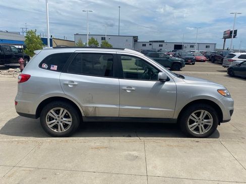 Used 2012 Hyundai Santa Fe SE AWD/4WD image 2