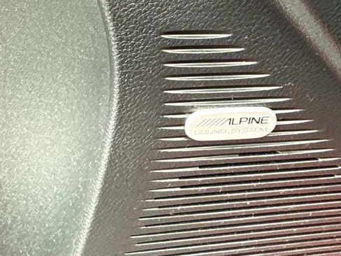 Used 2023 Dodge Challenger R/T Scat Pack w/ Plus Package image 17