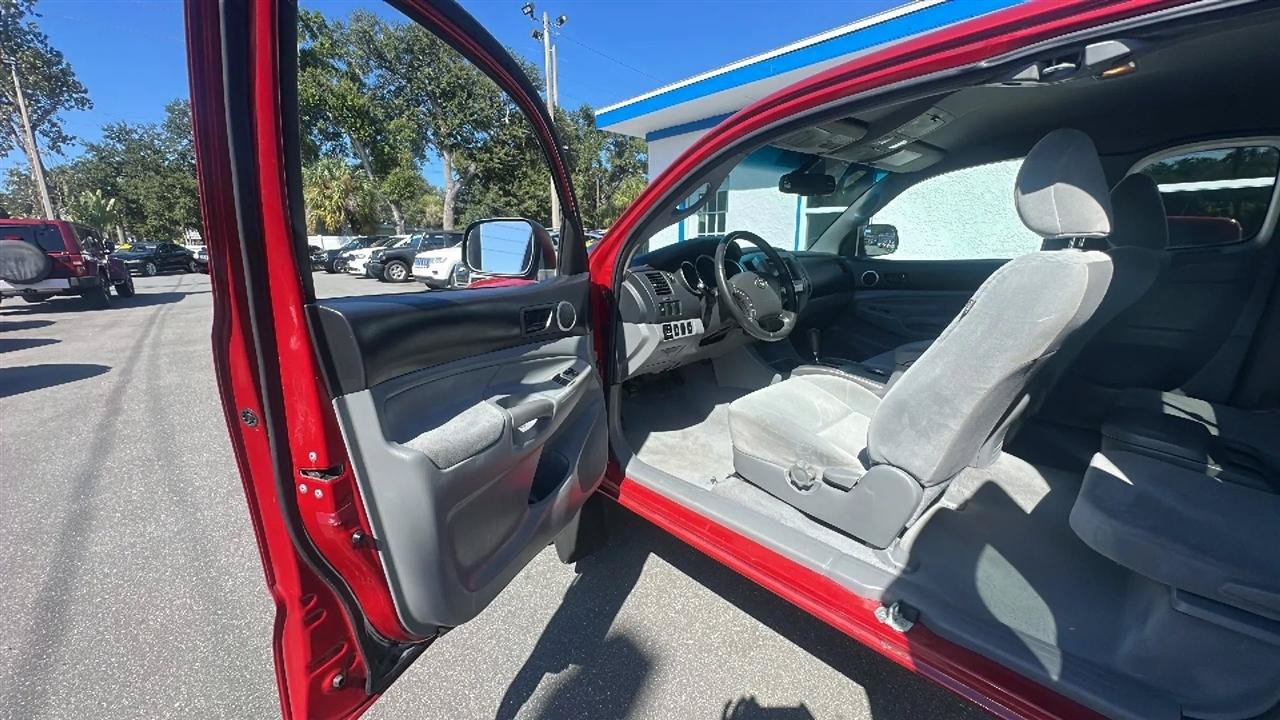 Used 2010 Toyota Tacoma PreRunner RWD image 23