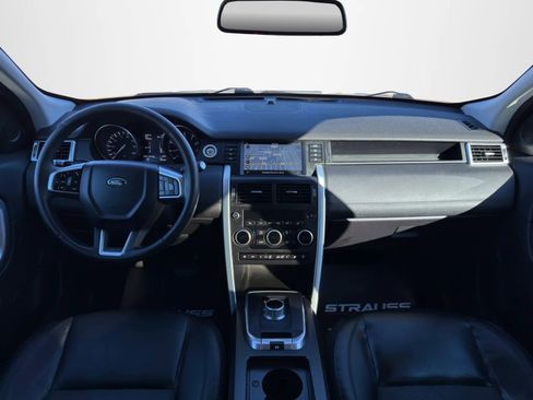 Used 2016 Land Rover Discovery Sport SE image 12