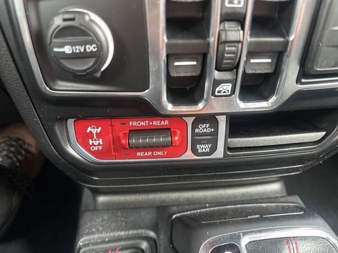 Used 2021 Jeep Wrangler Unlimited Rubicon image 26