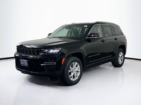 Used 2022 Jeep Grand Cherokee Limited image 1