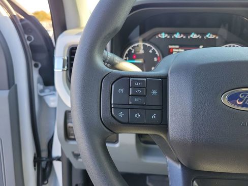 New 2026 Ford F350 XL w/ XL Chrome Package image 24