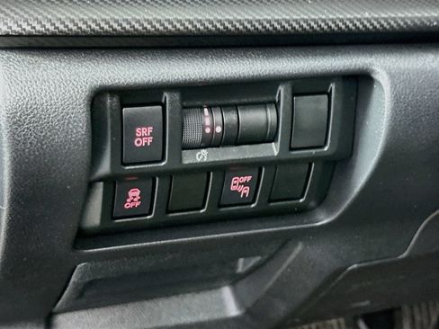 Used 2019 Subaru Crosstrek 2.0i Premium w/ Eyesight System AWD/4WD image 10