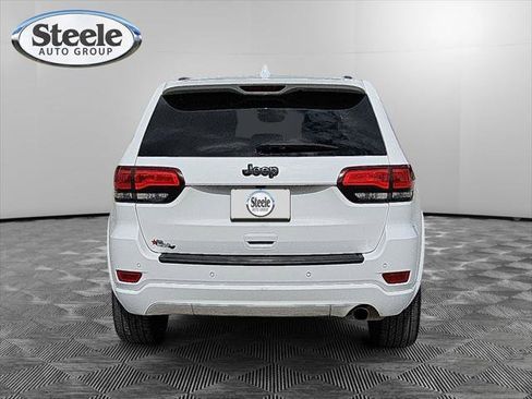 Certified 2022 Jeep Grand Cherokee Laredo X RWD image 4