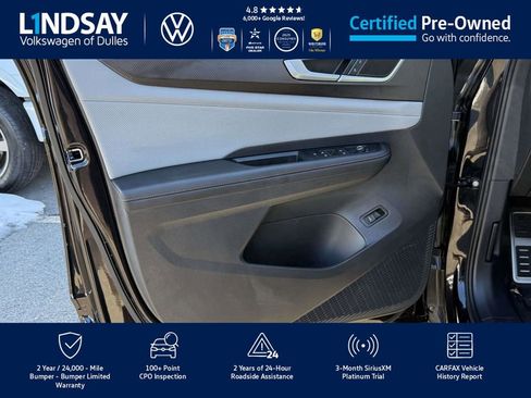 Certified 2025 Volkswagen Atlas Peak Edition SE image 9
