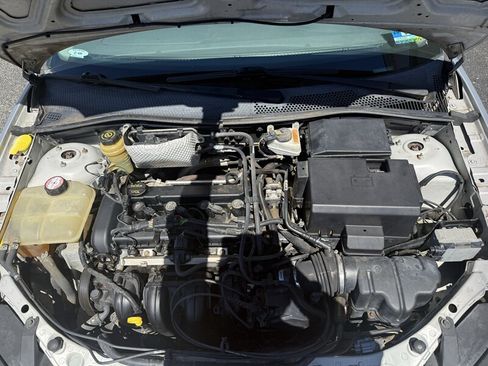 Used 2005 Ford Focus SE image 17