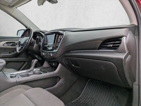 Used 2020 Chevrolet Traverse LT image 20