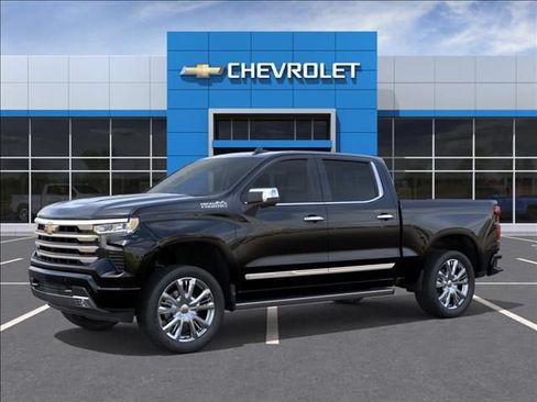 New 2026 Chevrolet Silverado 1500 High Country w/ High Country Premium Package AWD/4WD image 2