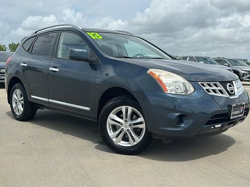 Used 2013 Nissan Rogue SV image 5