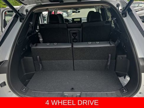 Used 2025 Mitsubishi Outlander AWD image 12