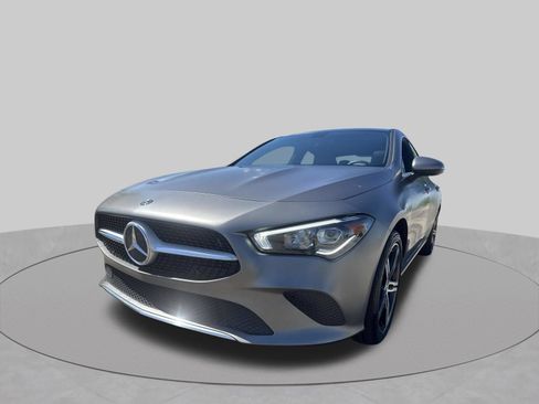 Used 2020 Mercedes-Benz CLA 250 4MATIC image 32