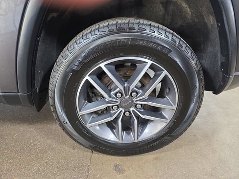 Used 2021 Jeep Grand Cherokee Limited w/ Premium Lighting Group AWD/4WD image 31