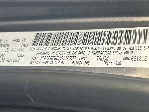 Used 2018 RAM 1500 Express RWD image 35