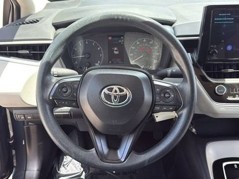 Certified 2025 Toyota Corolla LE FWD image 19
