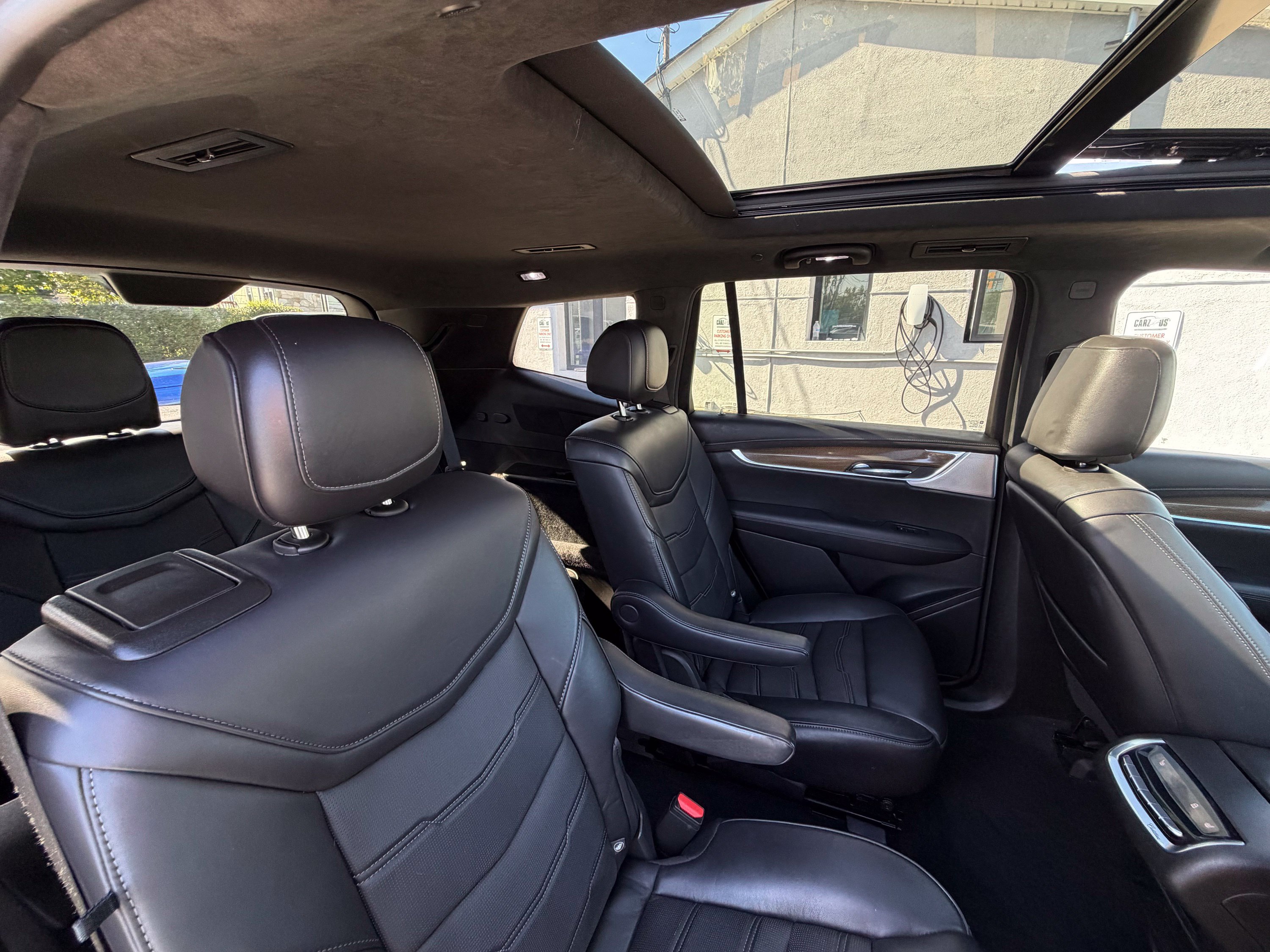 Used 2023 Cadillac XT6 Premium Luxury w/ Platinum Package AWD/4WD image 24