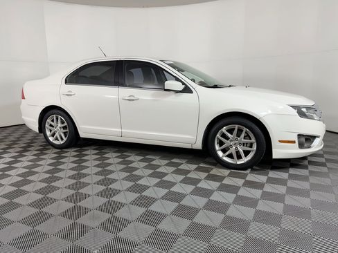 Used 2010 Ford Fusion SEL image 5