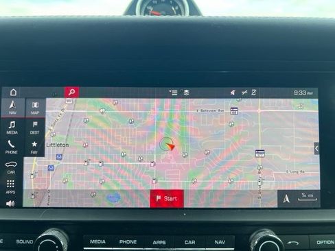Used 2019 Porsche Macan S AWD/4WD image 18