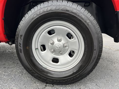 Used 2024 RAM 1500 Tradesman image 19