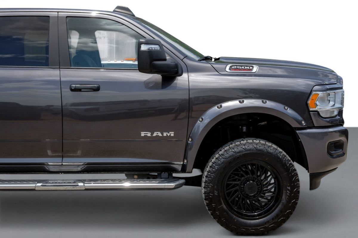 Used 2024 RAM 2500 Big Horn AWD/4WD image 8