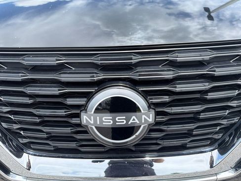 Certified 2023 Nissan Rogue S FWD image 9