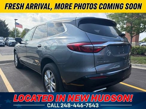 Used 2021 Buick Enclave Essence w/ Sound and Sites Package FWD image 2
