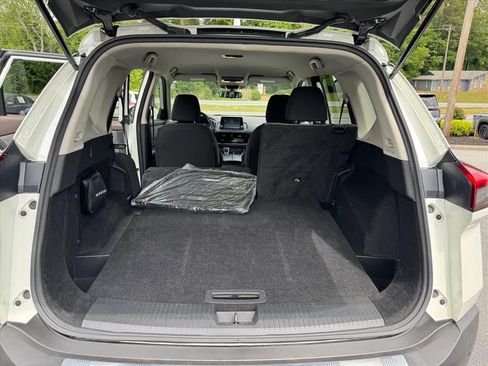 Certified 2023 Nissan Rogue SV AWD/4WD image 10