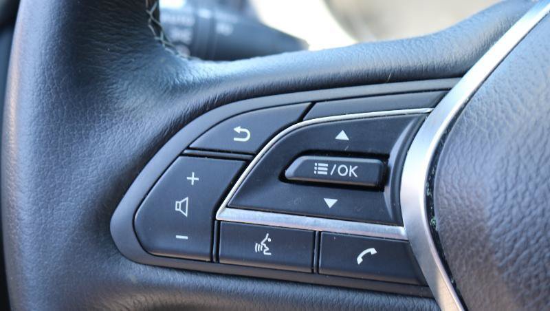 Used 2023 INFINITI Q50 Luxe w/ Cargo Package RWD image 9