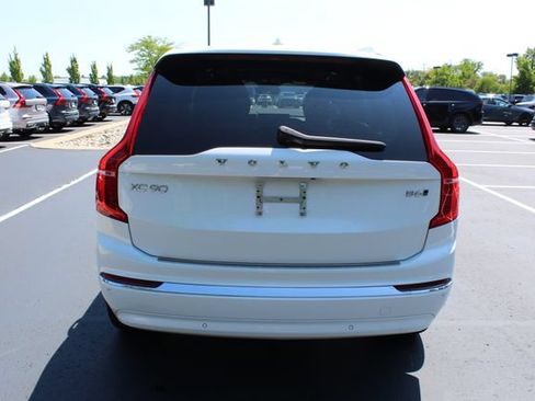 Certified 2023 Volvo XC90 B6 Ultimate w/ Protection Package Premier AWD/4WD image 4