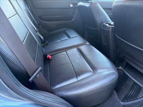 Used 2010 Ford Escape Limited image 8