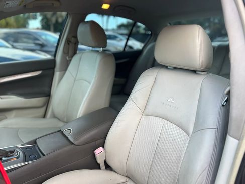Used 2010 INFINITI G37 Sedan RWD image 11