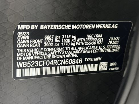 Used 2024 BMW iX xDrive50 w/ Sport Package AWD/4WD image 28