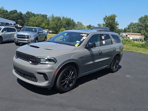 Used 2025 Dodge Durango R/T w/ Blacktop Package AWD/4WD image 1