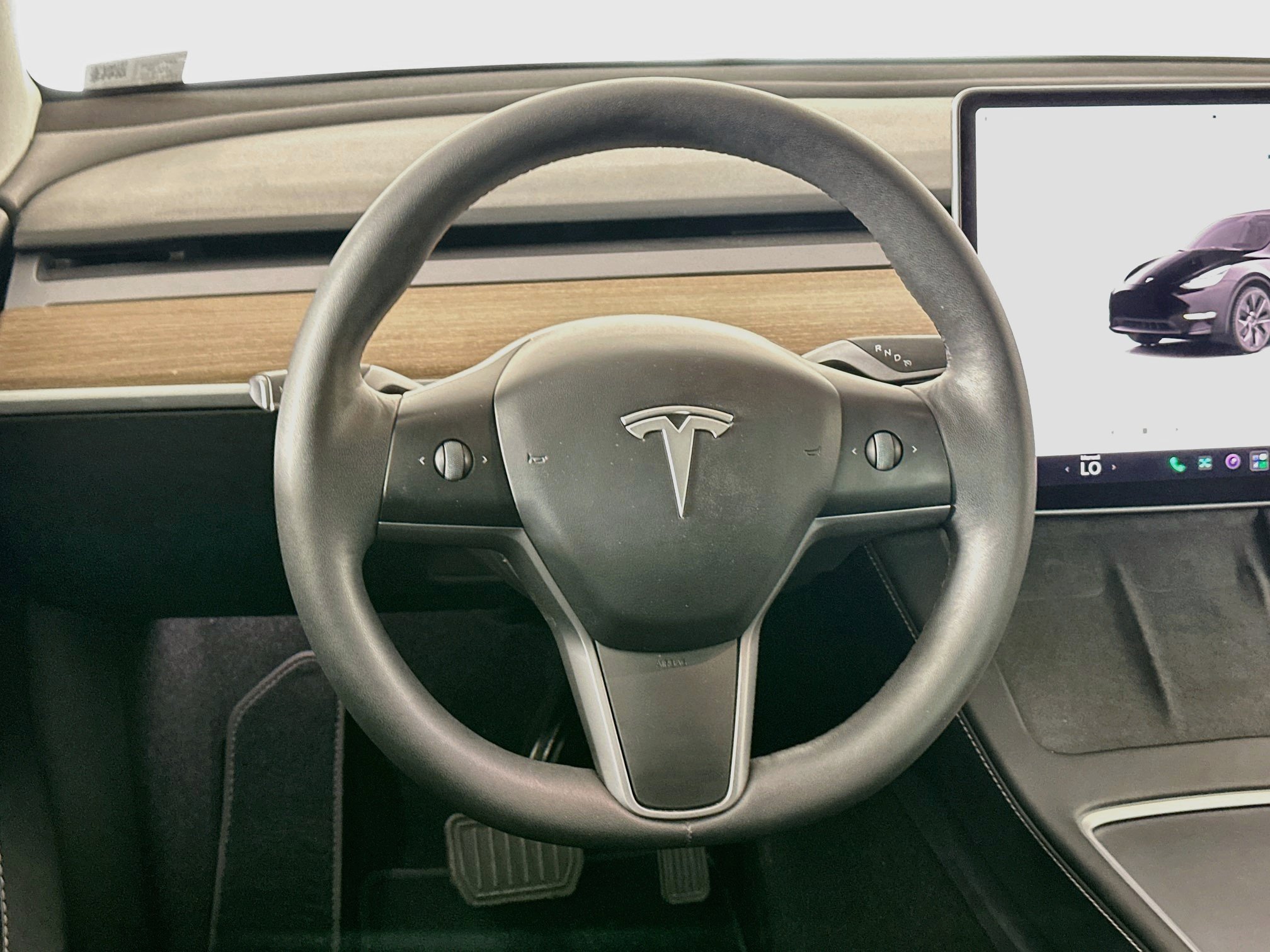 Used 2024 Tesla Model Y Long Range AWD/4WD image 17