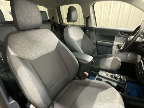 Used 2025 Ford Maverick XLT w/ Equipment Group 302A image 13