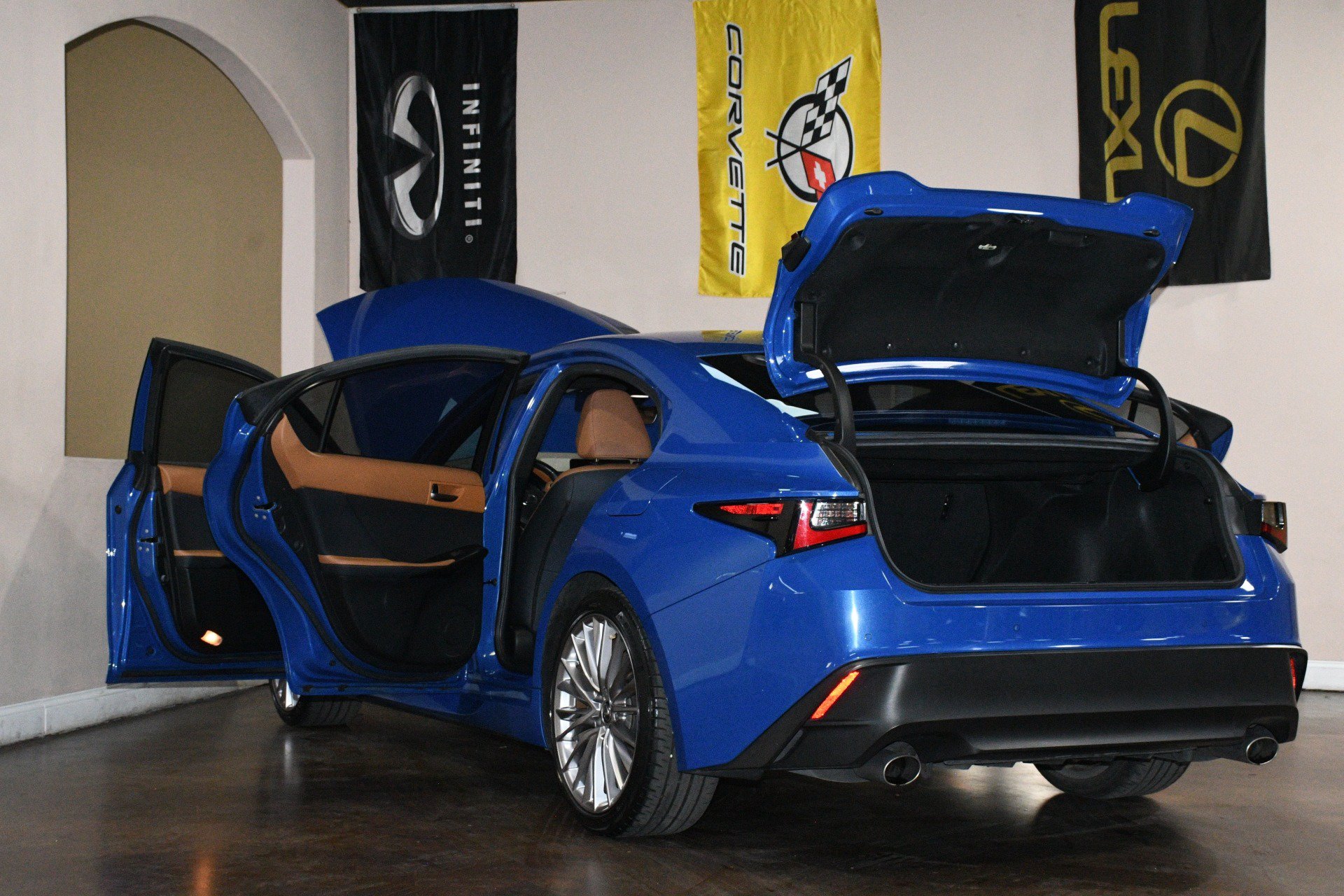 Used 2023 Lexus IS 300 w/ Premium Package RWD image 92