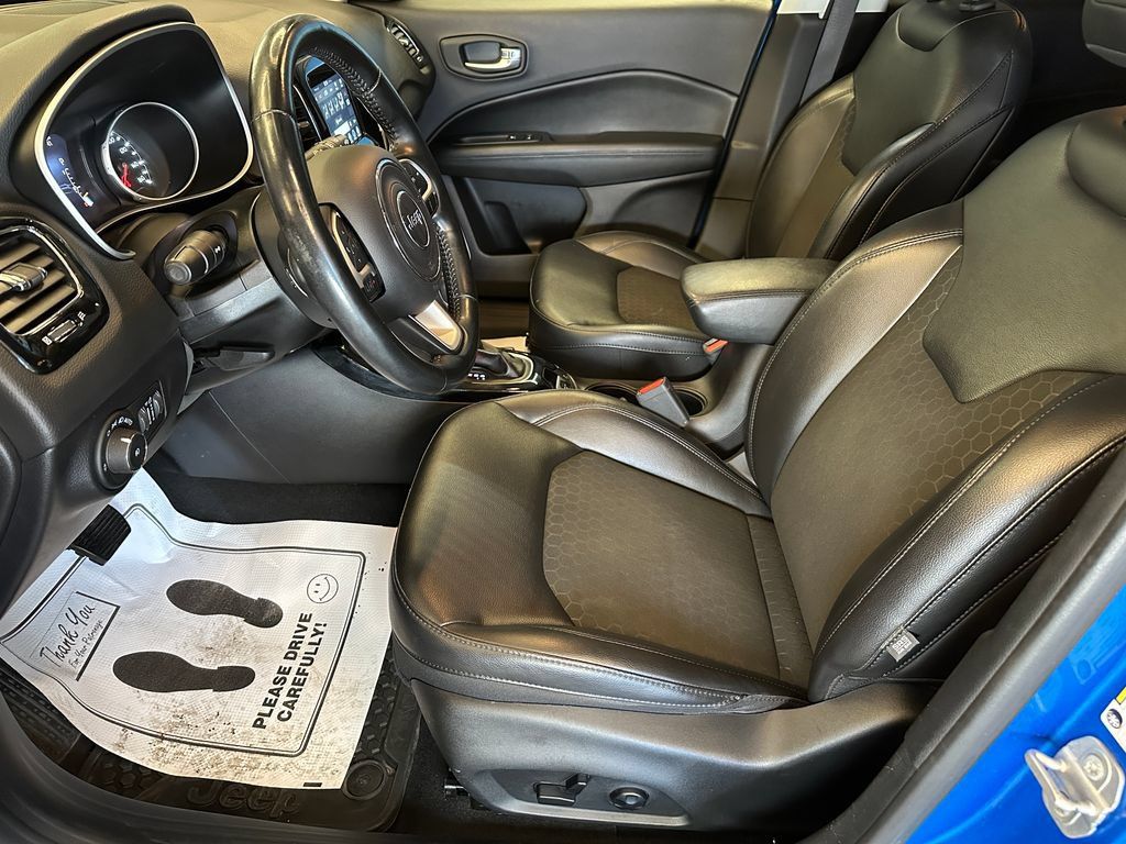 Used 2021 Jeep Compass Latitude AWD/4WD image 20