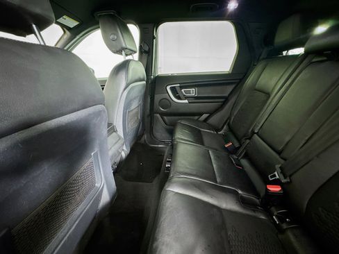 Used 2019 Land Rover Discovery Sport SE AWD/4WD image 24