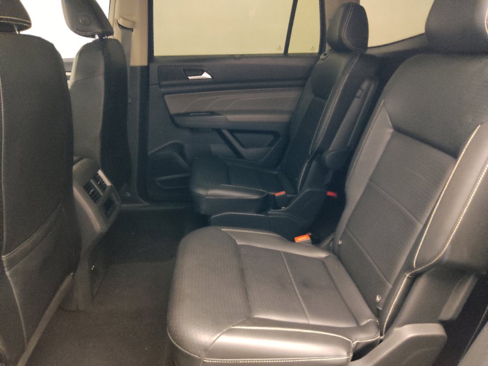 Used 2021 Volkswagen Atlas SE w/ Panoramic Sunroof Package FWD image 18