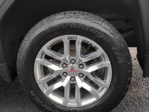 Used 2021 GMC Sierra 1500 SLT w/ SLT Premium Plus Package AWD/4WD image 9